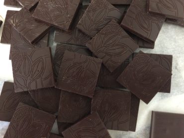 Napolitains - carrés fins pour le café - Chocolaterie Carré Passion